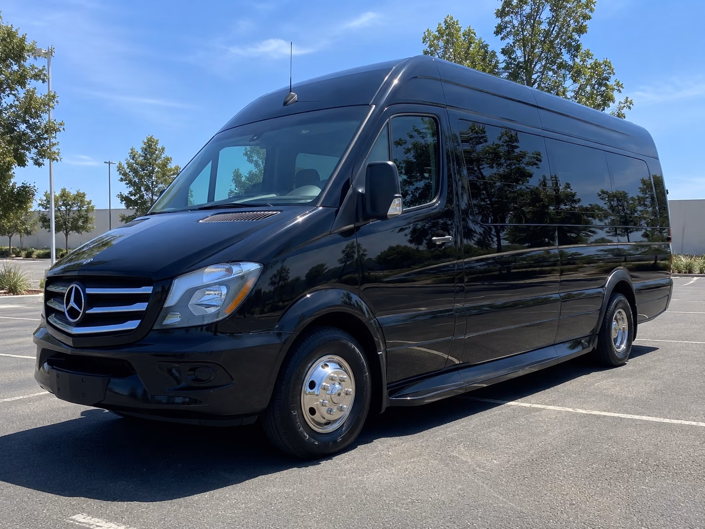 airport transfers for corporate groups and vips